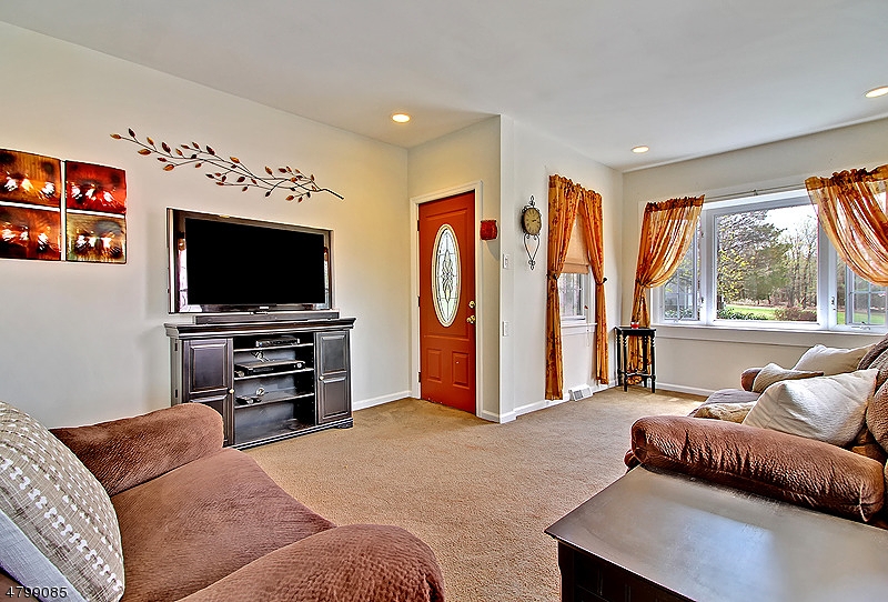 Just Listed 9 Drysdale Ln, Bridgewater